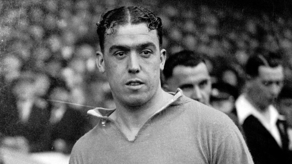 Dixie Dean esordio cento anni fa