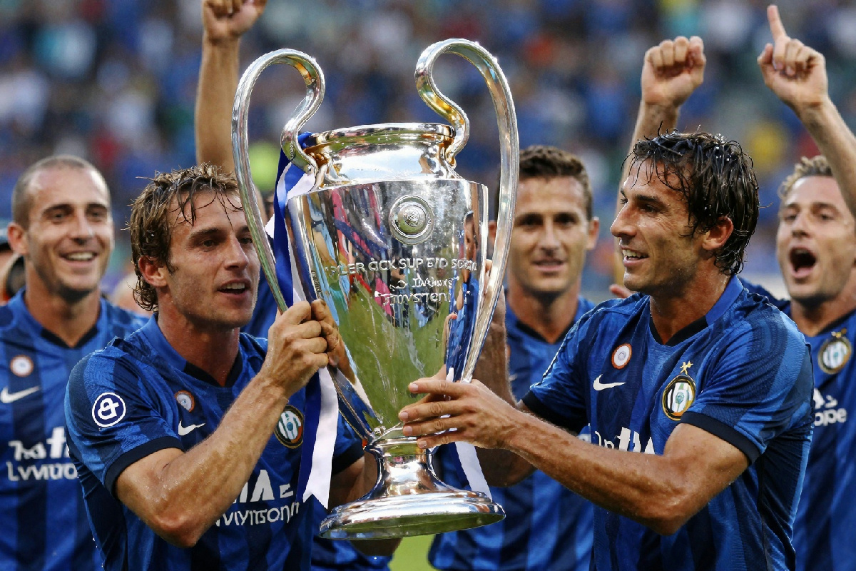 Inter 2010: la squadra che ha segnato una svolta nella storia del calcio italiano in Europa